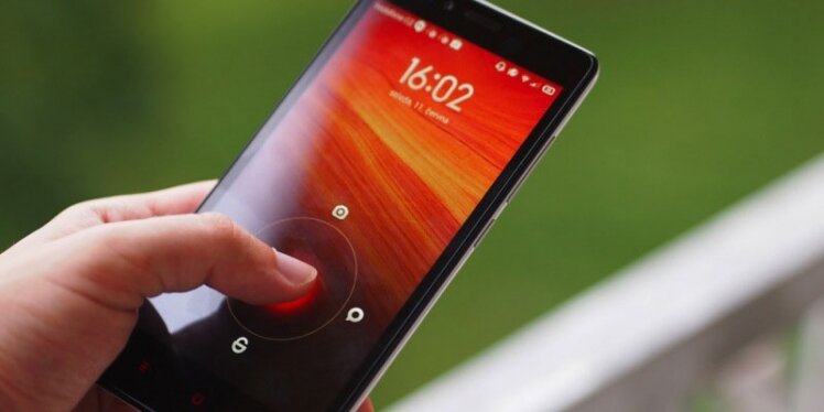 Xiaomi Redmi Note 2 lộ thiết kế nắp lưng và thông số kỹ thuật